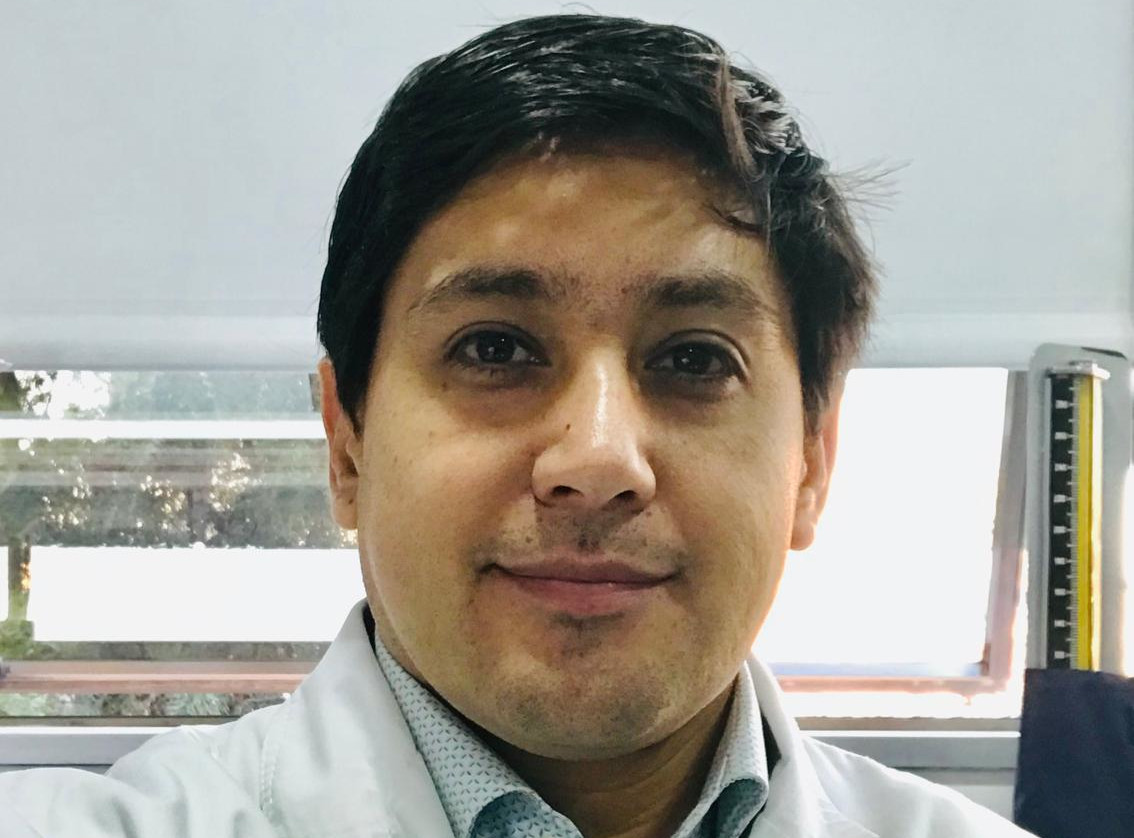 Dr. Carlos Gutiérrez