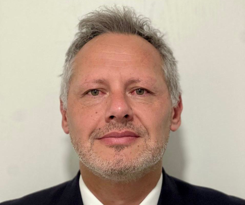 Dr. Tomas Ilić